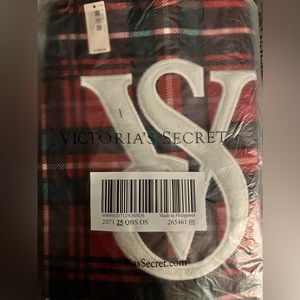 Victoria’s Secret Plaid Tote Bag NWT
